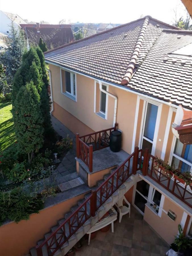 Kenezy Lux Apartman Vendeghaz Hajdúszoboszló Εξωτερικό φωτογραφία